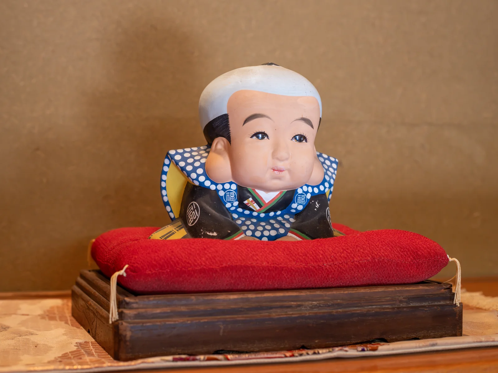 Fukusuke figure at the entrance