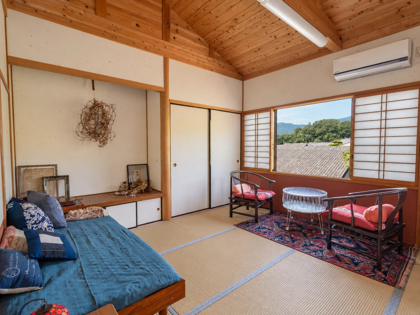 母屋二階のお客様の和室